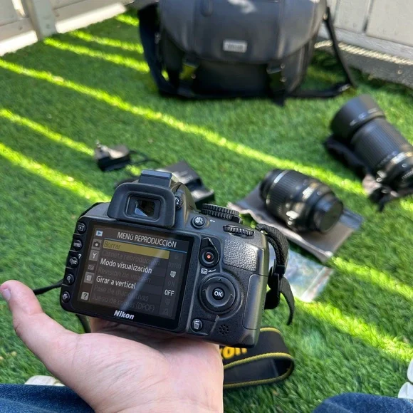 美品 Nikon ニコン デジタル一眼レフカメラ D3100 ニコンD ニコン Nikon D3100 ボディ デジタル一眼レフ カメラ 中古